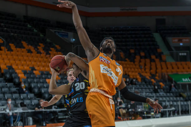 一路逆袭夺 一路逆袭夺