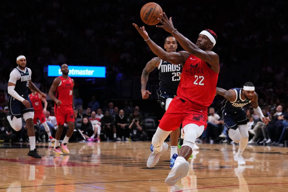 据接近球员 据接近球员