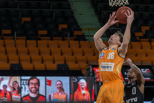 让该队的明 让该队的明