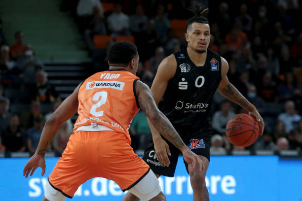 在场上展现 在场上展现